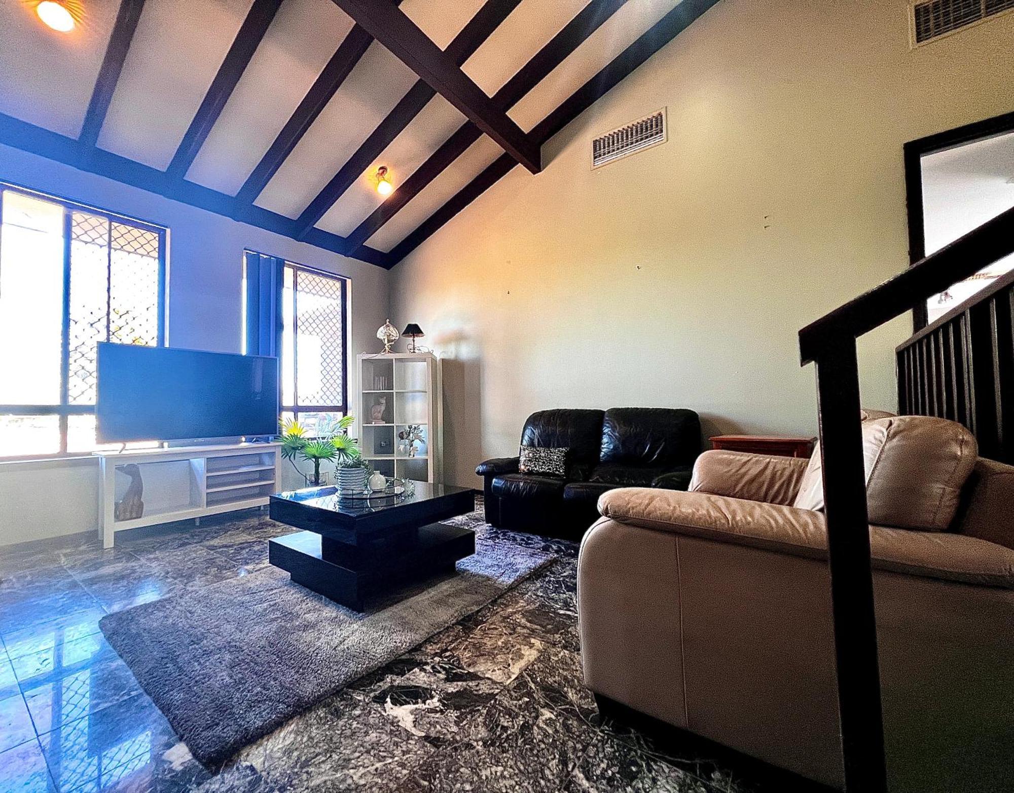Affordable Beautiful Queen Bedroom Near City Swan River Fremantle University Perth Exteriér fotografie